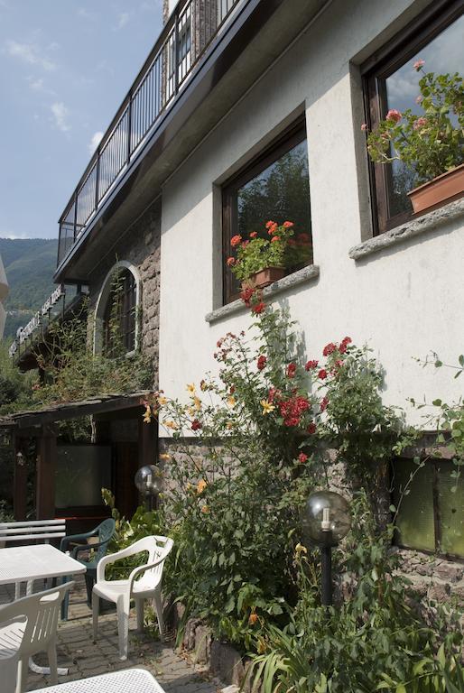 Hotel Ristorante Sassi Rossi Taceno Kültér fotó